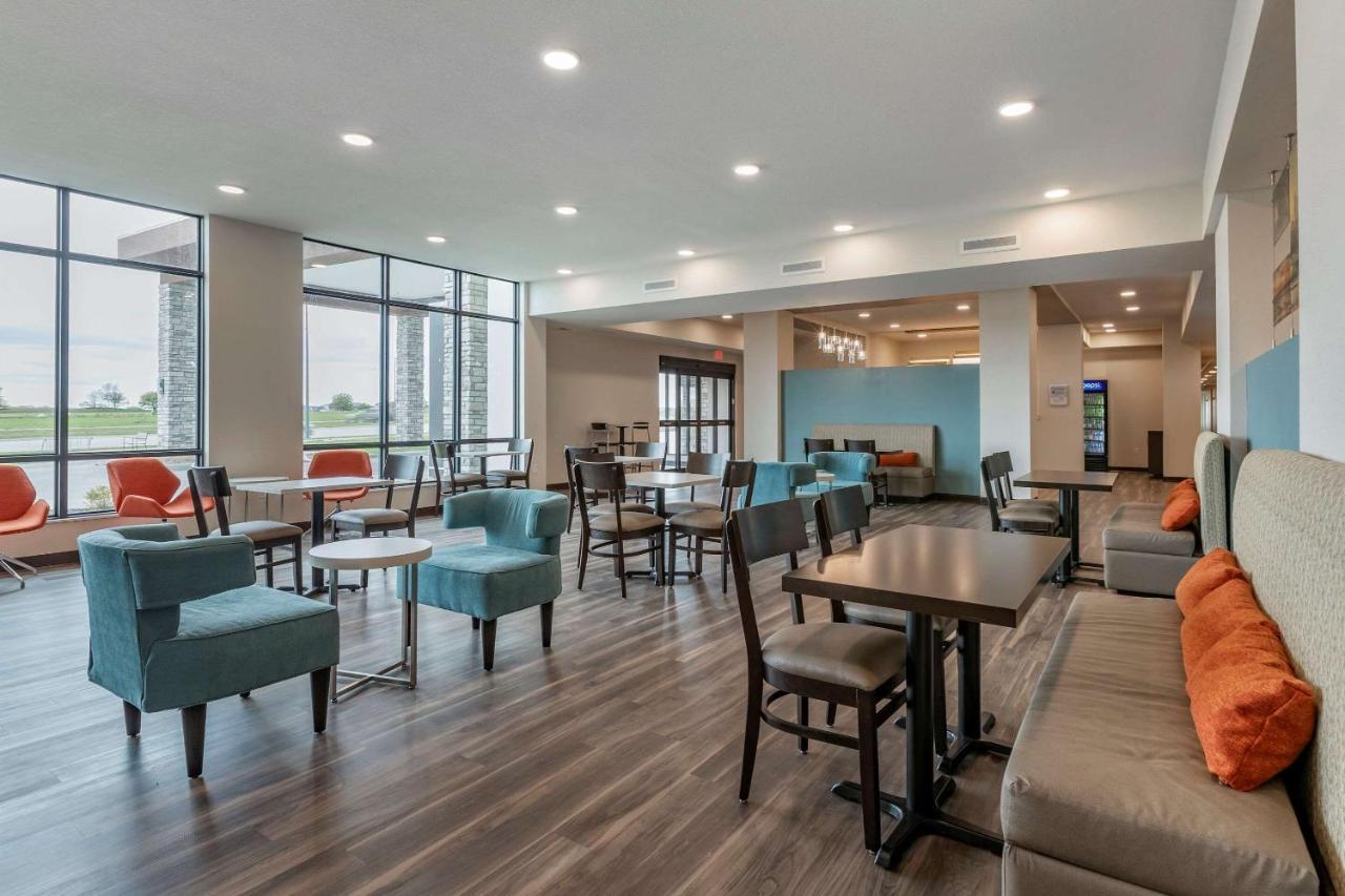 Mainstay Suites Waukee-West Des Moines Екстер'єр фото