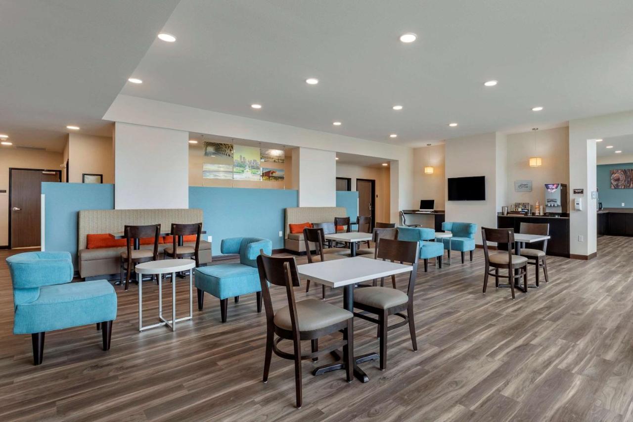Mainstay Suites Waukee-West Des Moines Екстер'єр фото