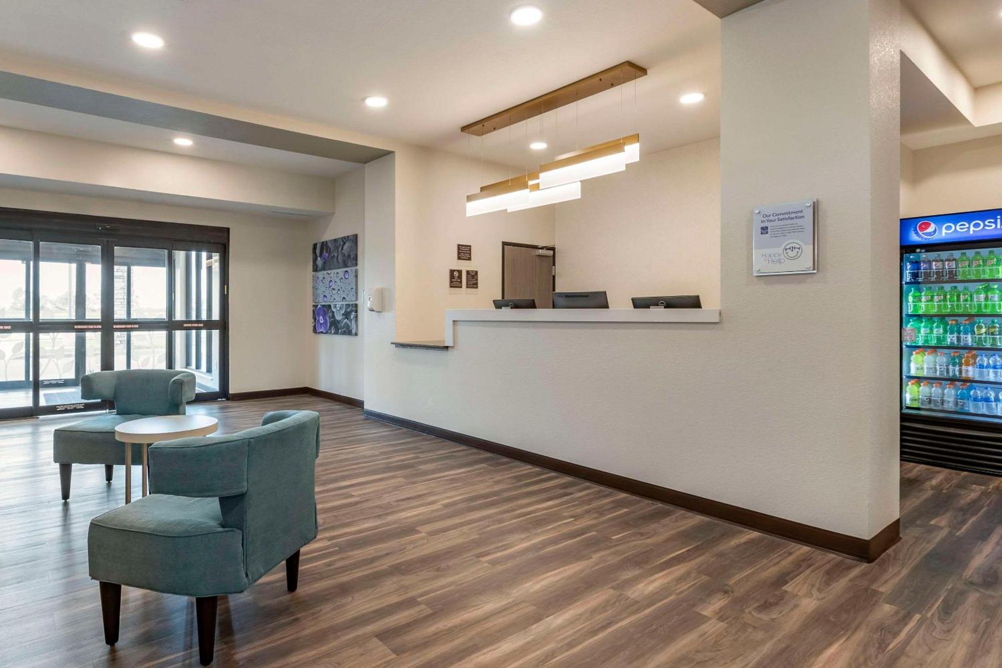 Mainstay Suites Waukee-West Des Moines Екстер'єр фото